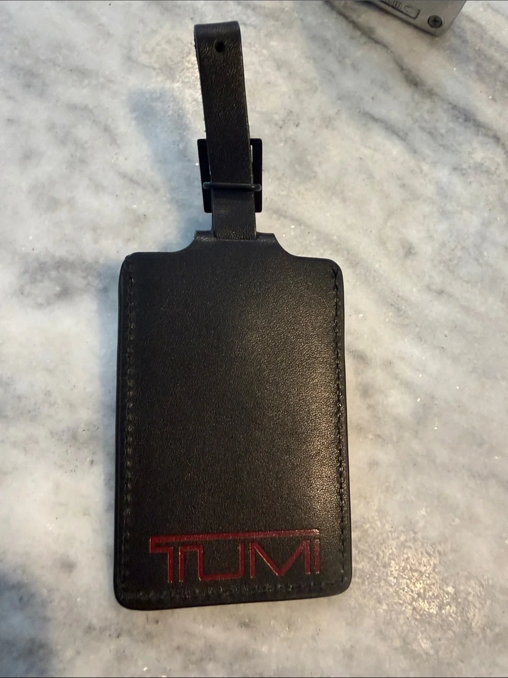 TUMI Genuine Leather Luggage Tag in Black with Red Logo